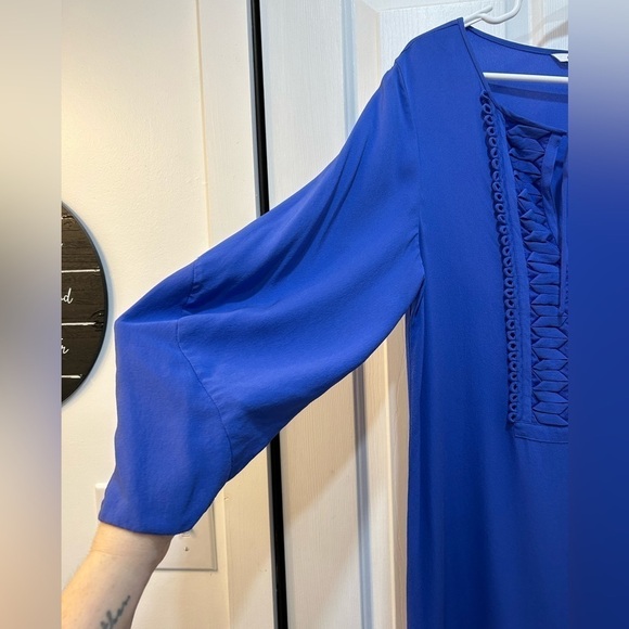 Diane Von Furstenberg 100% Silk Iliana Embellished Dress Ties at V-Neck Size 10 - Picture 4 of 10